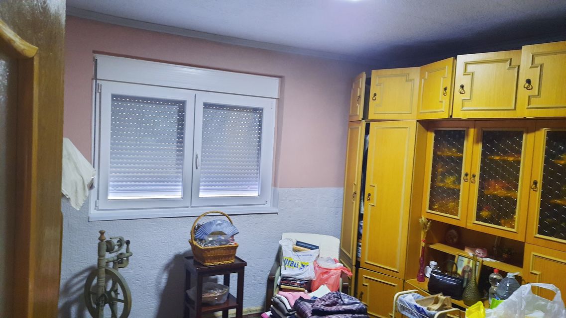 Svetozara Miletića 174, Titel - 5