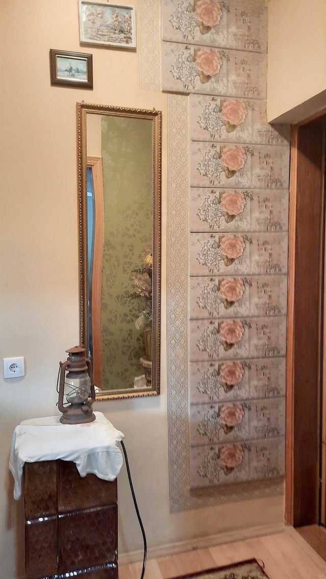 Svetozara Miletića 174, Titel - 6