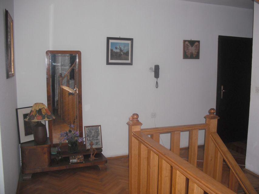 Belog krina 7, Beograd - 3