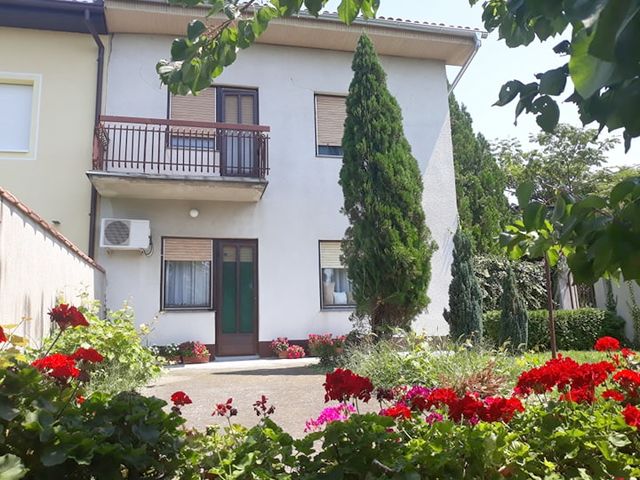 Franje Kluza 56, Ruma - 1