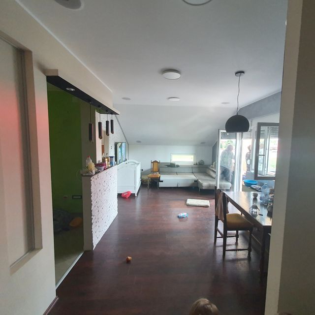 Metohijska 2A, Beograd - 5