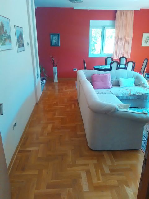 Metohijska 2A, Beograd - 13