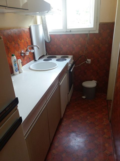 Kakanjska 21, Beograd - 2