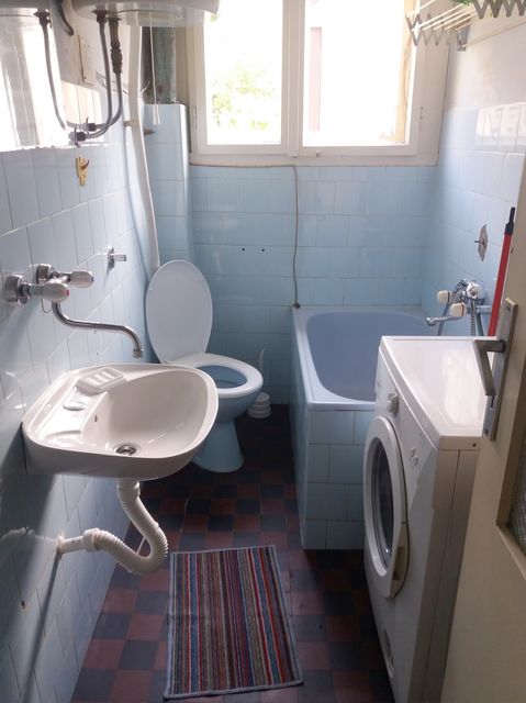 Kakanjska 21, Beograd - 3