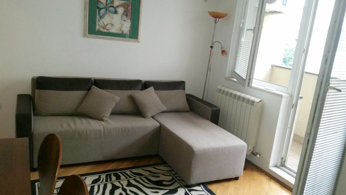 Ljubljanska 28, Beograd - 3