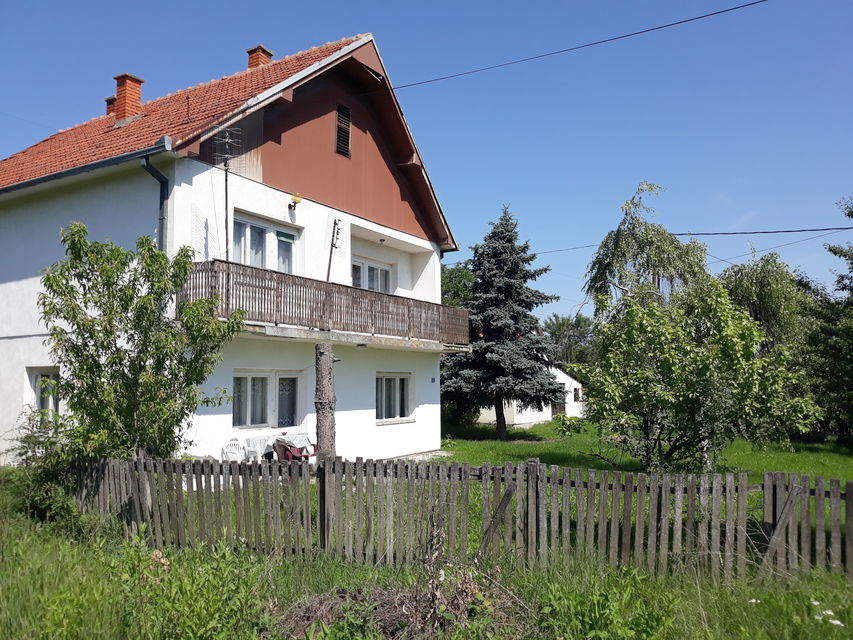 Radnička 27, Veliki Crljeni - 15