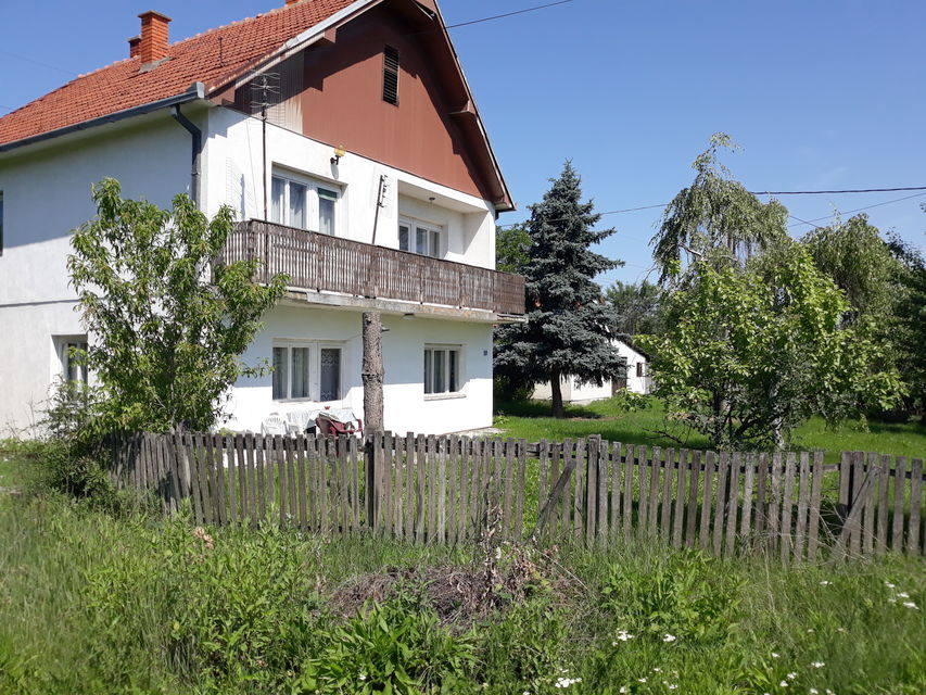 Radnička 27, Veliki Crljeni - 3