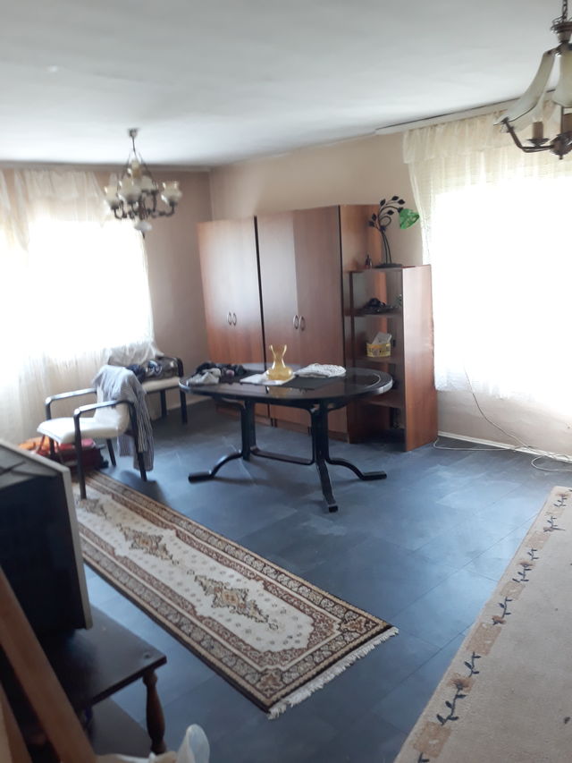 Radnička 27, Veliki Crljeni - 9