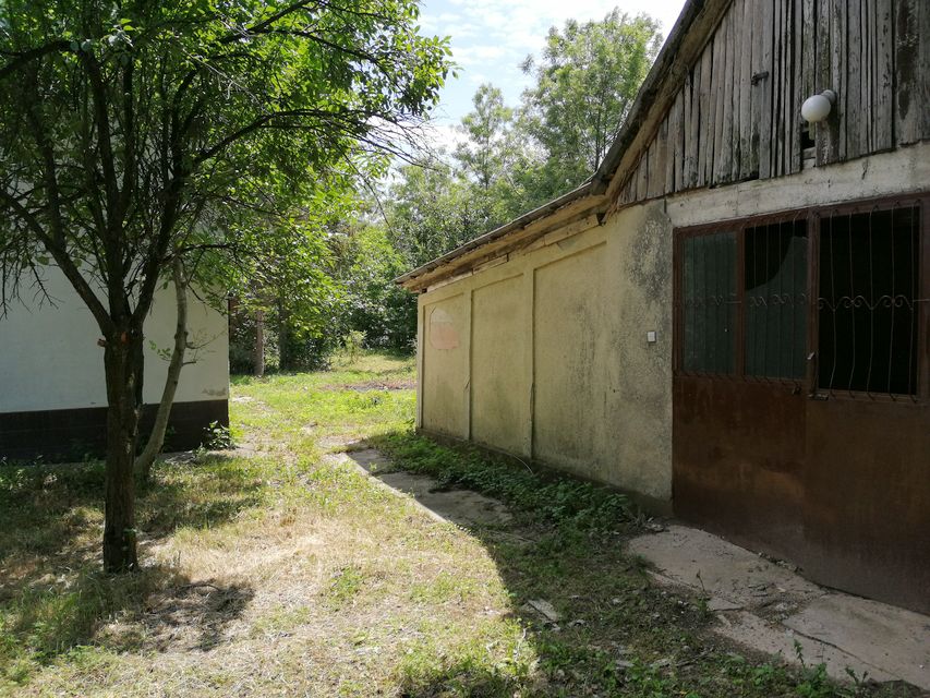 Cara Uroša 7, Poljane - 16