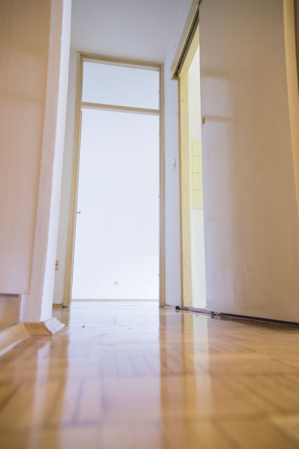 Milentija Popovića 32, Beograd - 7