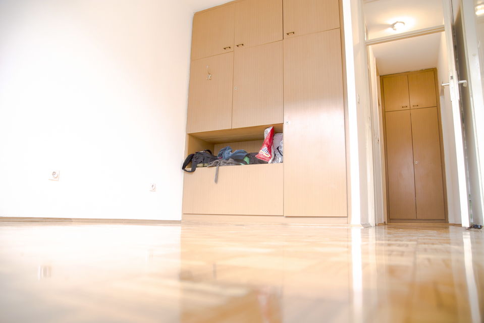 Milentija Popovića 32, Beograd - 10