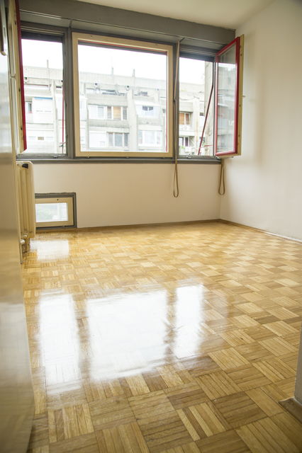 Milentija Popovića 32, Beograd - 9