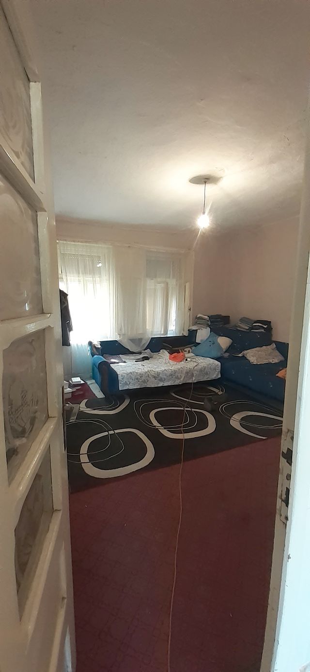 Ive lole Ribara 42, Sakule - 16