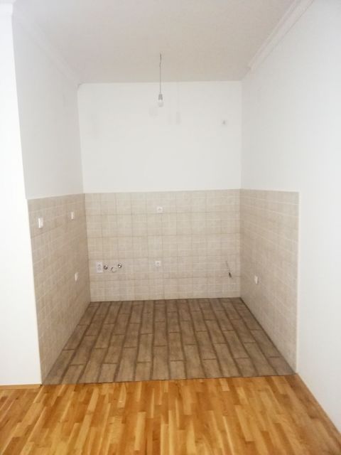 Vukasovićeva 19V, Beograd - 3