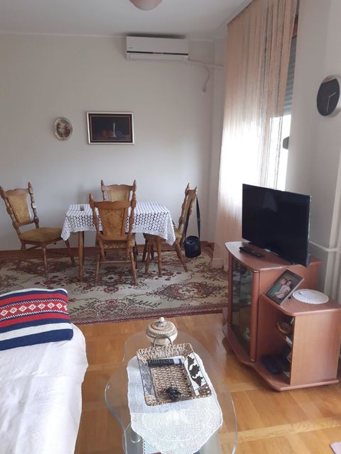 Đuke Dinić 15, Beograd - 3