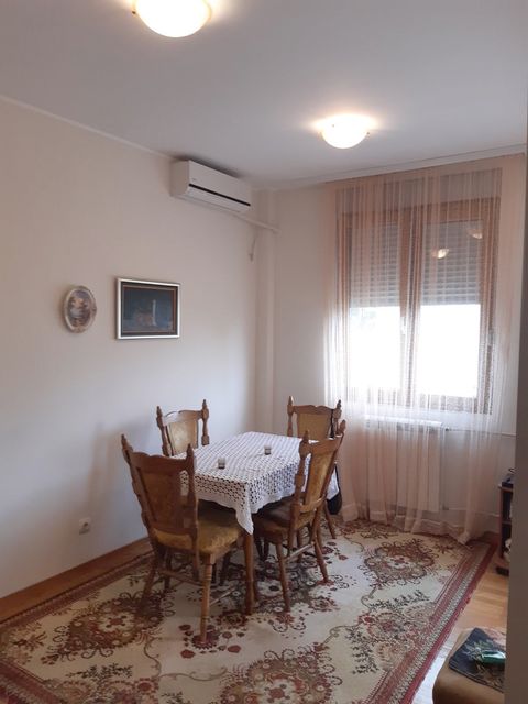 Đuke Dinić 15, Beograd - 6