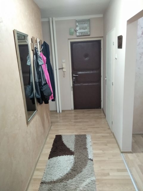 Cara Lazara 4a, Obrenovac