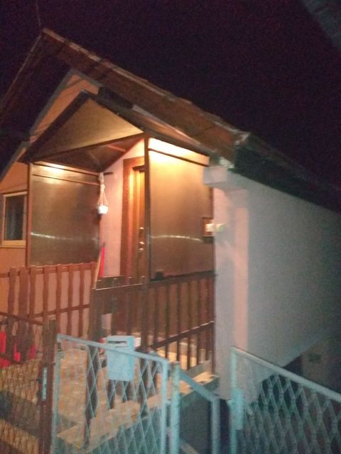 Rebeke Vest 62, Beograd - 5