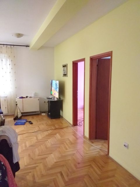 Krivošijska 17, Beograd