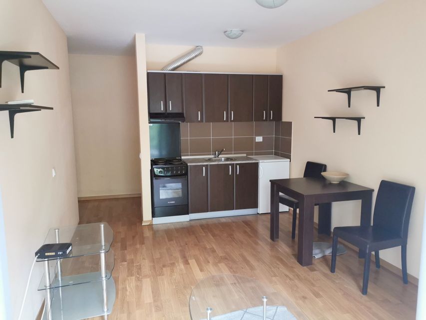 Gundulićev venac 4, Beograd