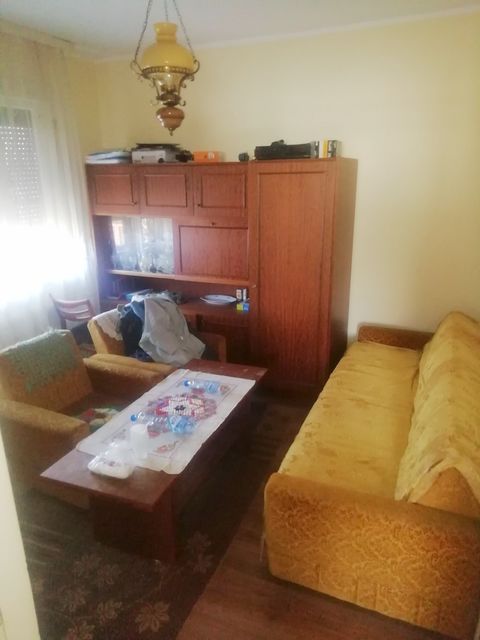 Veljka Vlahovića 8, Torak - 4