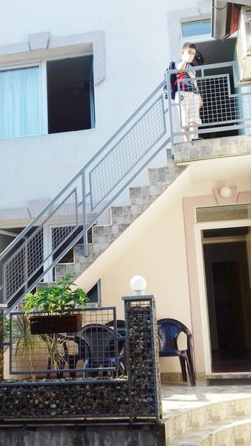 Radoja Dakića 19, Beograd - 10