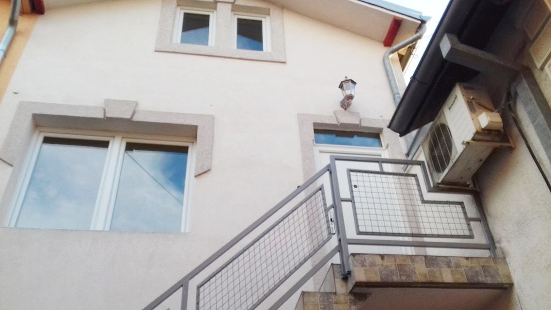 Radoja Dakića 19, Beograd - 9