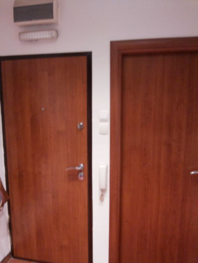 Pariske komune 33, Beograd - 15