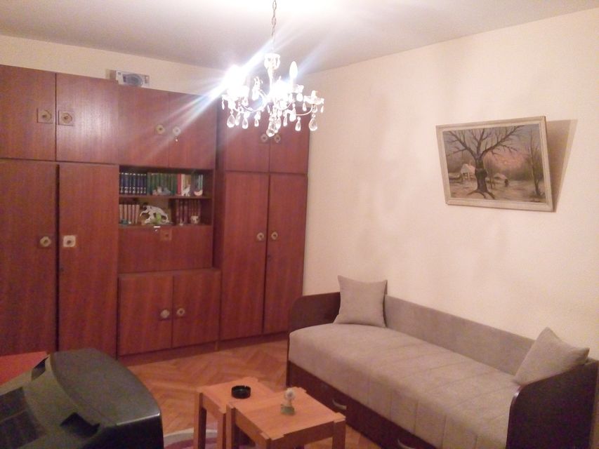 Pera Ćetkovića 52, Beograd