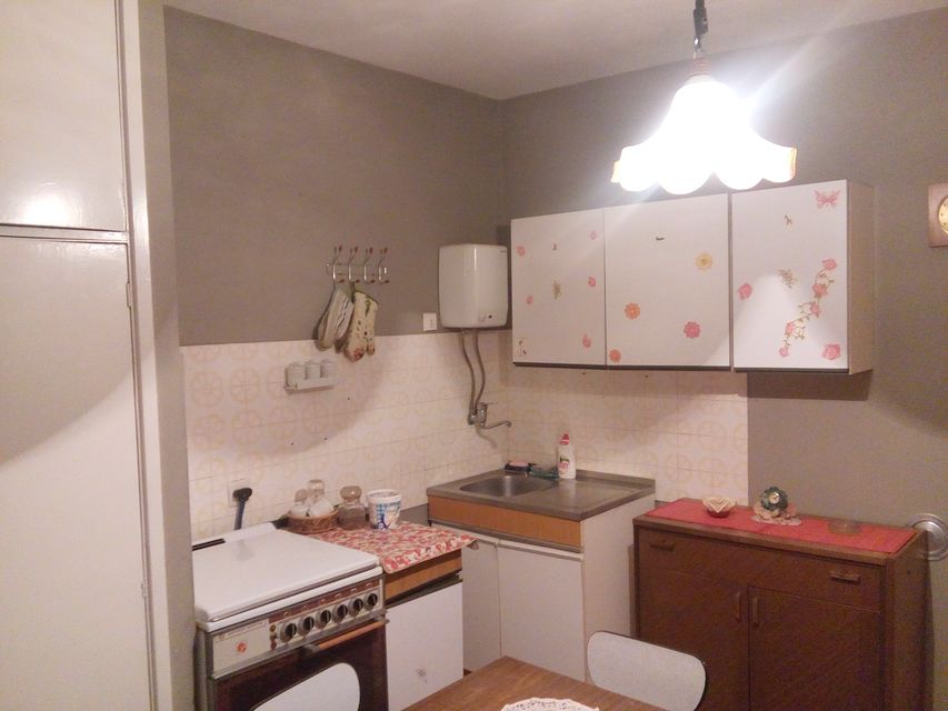 Pera Ćetkovića 52, Beograd - 4