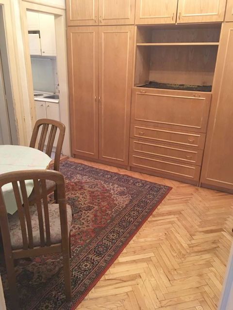 Cetinjska 10, Beograd - 4