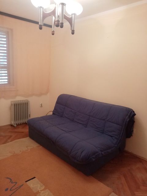 Danteova 54, Beograd - 4