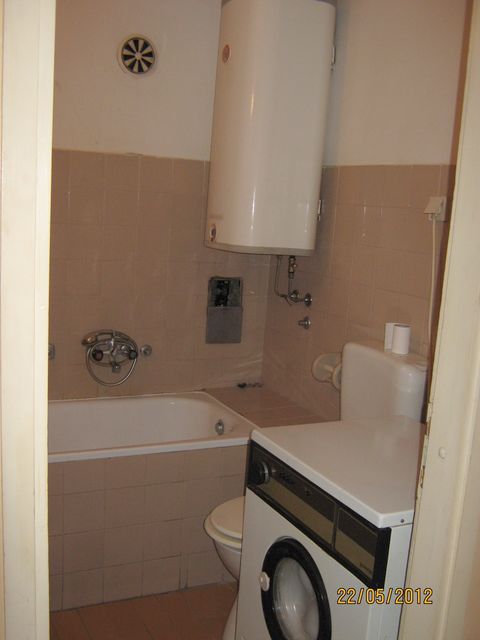 Mokroluška 84, Beograd - 5