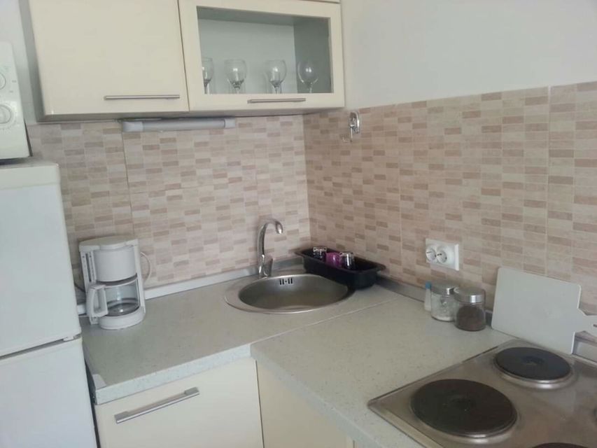 Zmaja od Noćaja 13, Beograd - 9