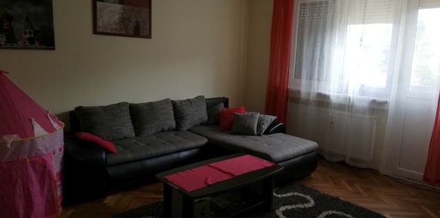 Vojvođanskih Brigada 7, Bač