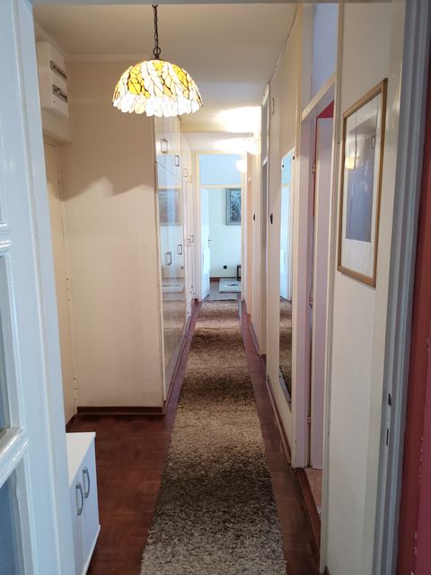 Jurija Gagarina 216, Beograd - 5