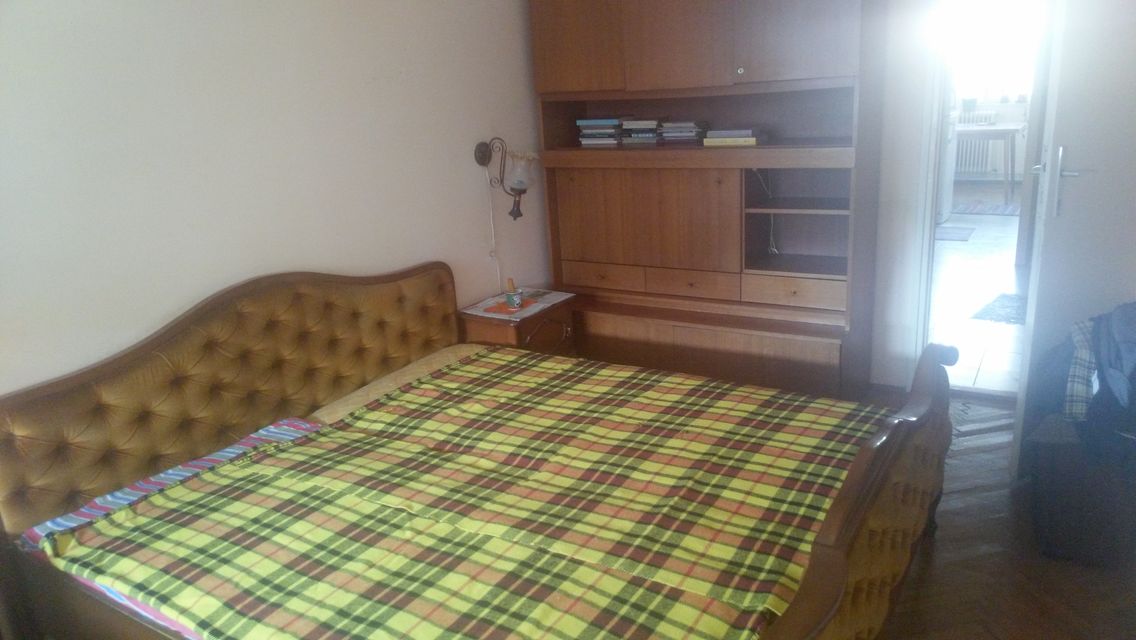 Vladimira Rolovića 11, Beograd - 2