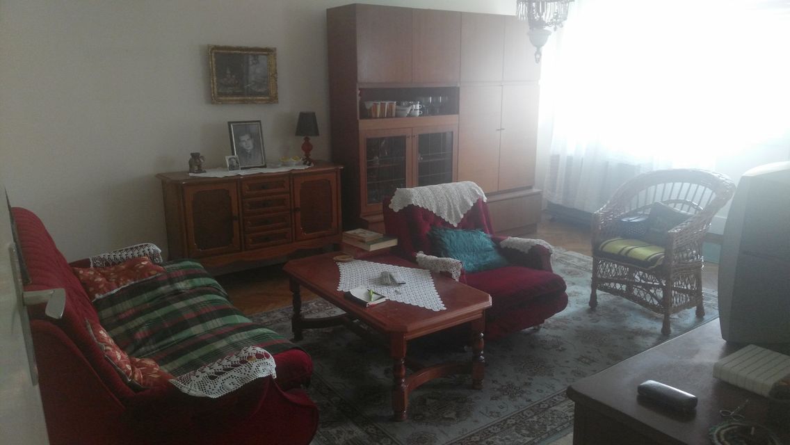 Vladimira Rolovića 11, Beograd - 3