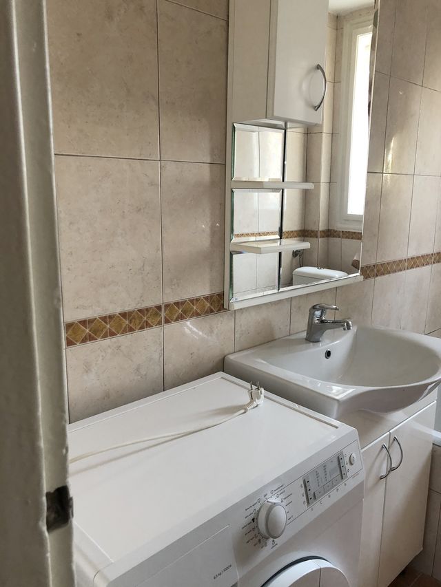 Čede Mijatovića 1, Beograd - 4