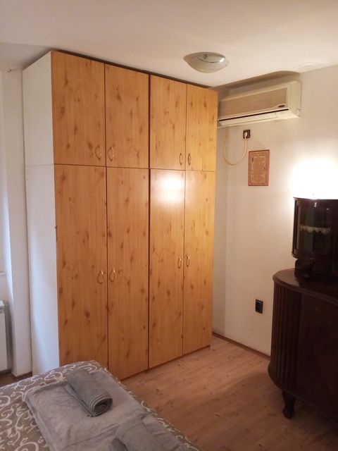 Gastona Gravijea 5, Beograd - 17