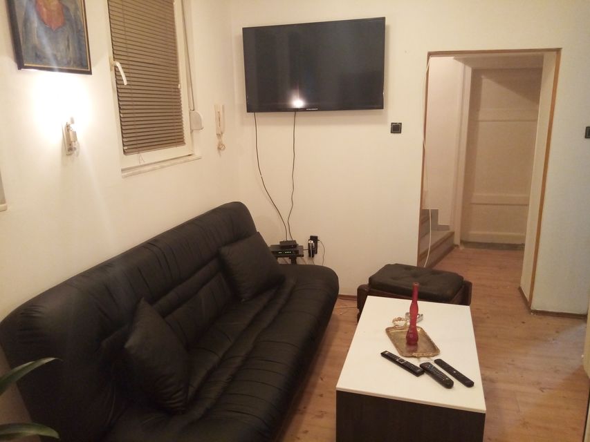 Gastona Gravijea 5, Beograd - 12