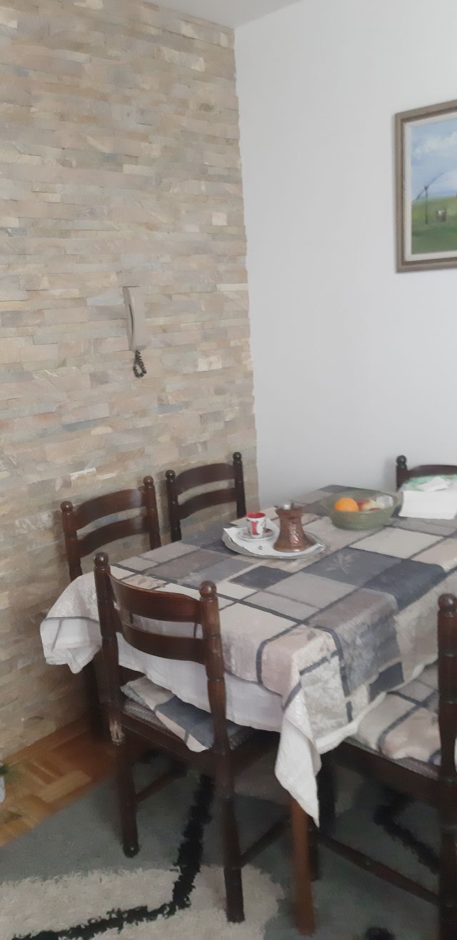 Dr Ivana Ribara 114, Beograd - 5