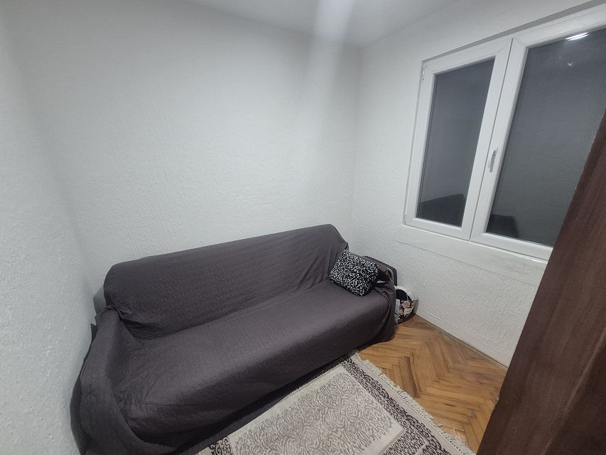 Laze Simića 5, Beograd - 8