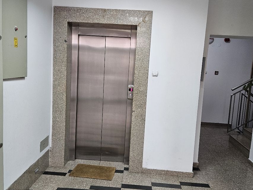 Ivankovačka 8, Beograd - 15