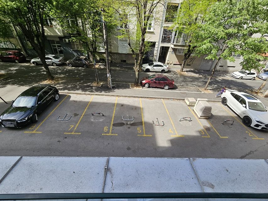 Ivankovačka 8, Beograd - 18