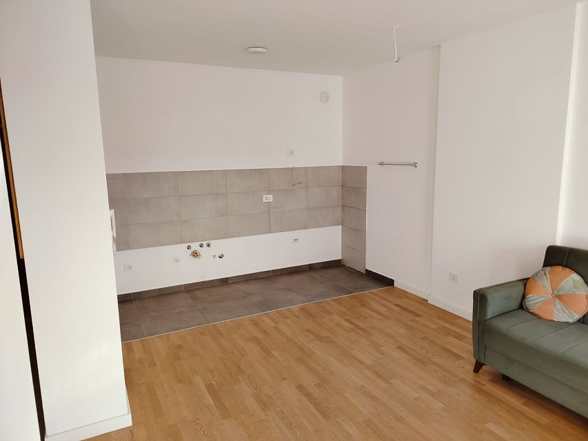 Somborska Rampa 18, Novi Sad - 13