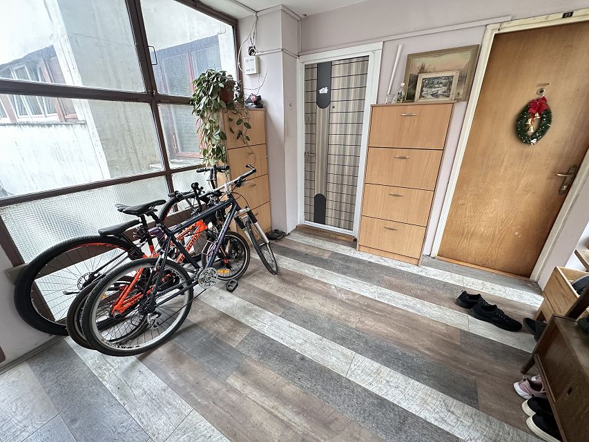Bulevar Arsenija Čarnojevića 128, Beograd - 3