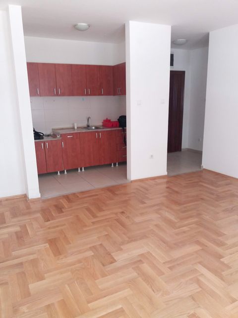 Kopernikova 10, Novi Sad - 6