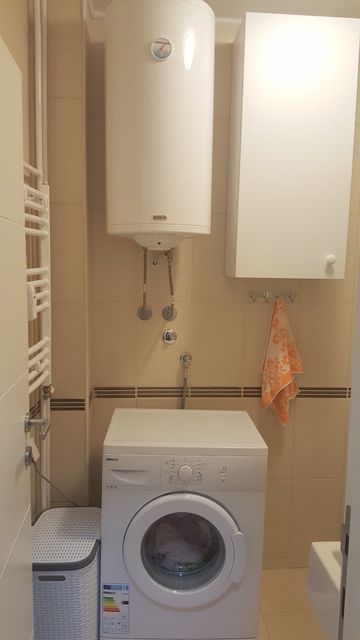 Kulina Bana 24, Beograd - 8