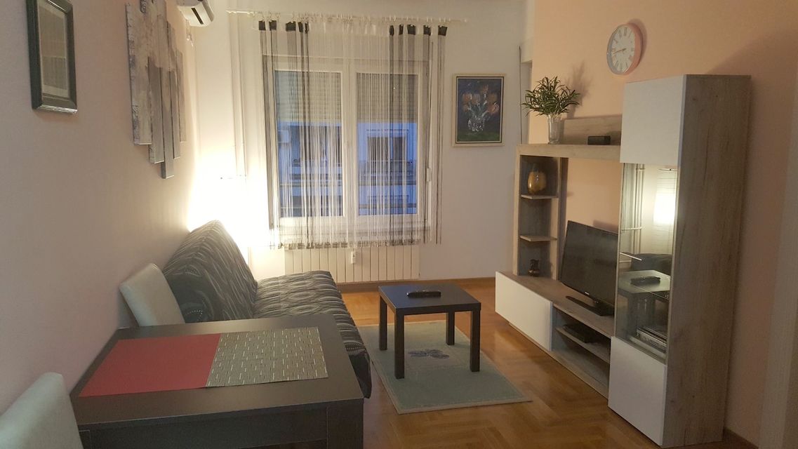 Kulina Bana 24, Beograd - 2